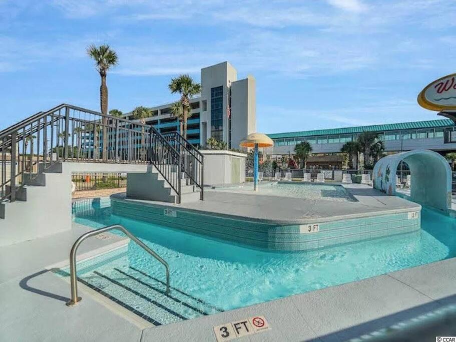 Pool Front & Across From Beach Myrtle Beach Dış mekan fotoğraf